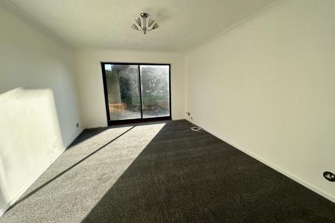 2 bedroom end of terrace house to rent, Sandpiper Way, Orpington, BR5