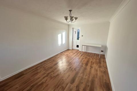 2 bedroom end of terrace house to rent, Sandpiper Way, Orpington, BR5