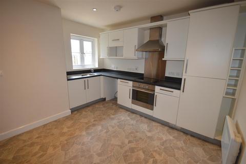 2 bedroom house to rent, Whym Kibbal Court, Redruth