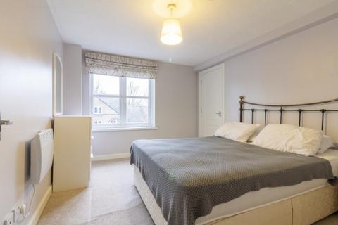 1 bedroom flat to rent, Eleanor Close Surrey Quays SE16