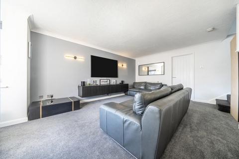 undefined, Century Drive, Spencers Wood, Reading