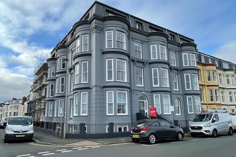 2 bedroom penthouse to rent, 16 - 17 Blenheim Terrace, Scarborough YO12