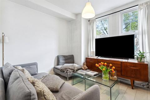 2 bedroom flat to rent, Darell Road, Richmond, Surrey