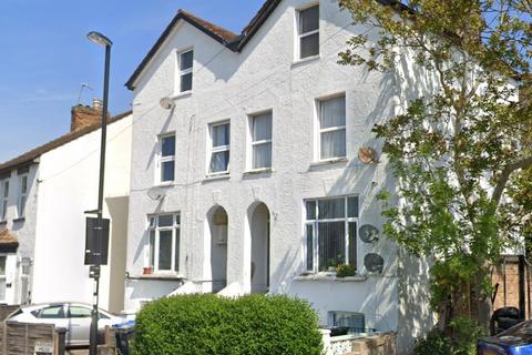 1 bedroom flat for sale, Parsons Mead, Croydon