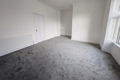 Studio to rent, Stanley Terrace, Dunoon, Argyll, PA23