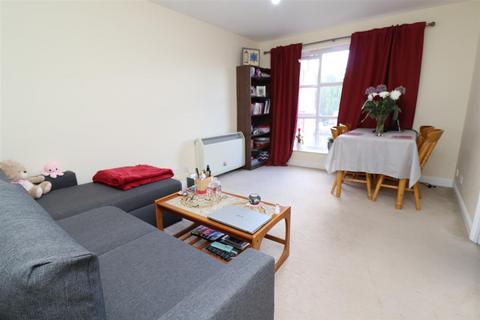 1 bedroom apartment to rent, Windsock Close, Surrey Quays, SE16