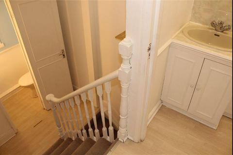 1 bedroom flat for sale, Lower Addiscombe Road