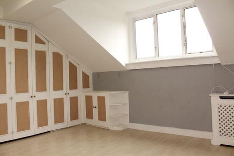 Studio for sale, Canning Road, Croydon