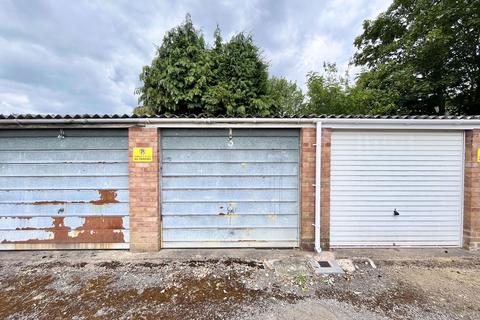 Detached house for sale, Garage on Grosvenor Way, Brierley Hill DY5