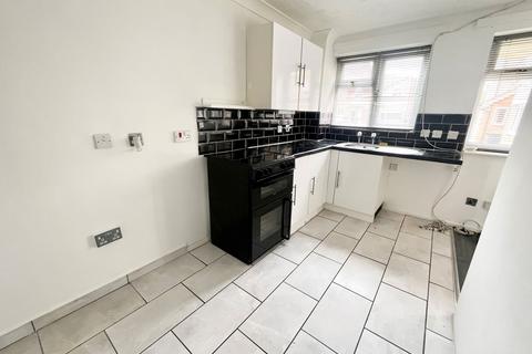 1 bedroom ground floor flat for sale, Dadford View, Brierley Hill DY5