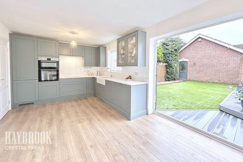 4 bedroom detached house for sale, Aintree Avenue, Eckington