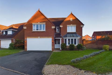 4 bedroom detached house for sale, Braeburn Close, Longlevens, Gloucester