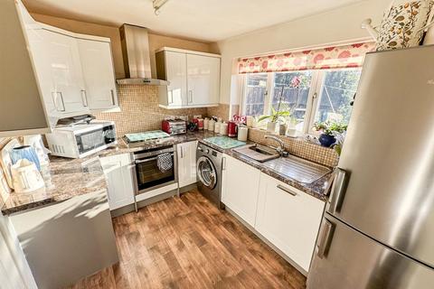 3 Bourne Close, Corby, NN18 8ND