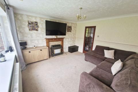 2 bedroom semi-detached house for sale, Swan Street, Brierley Hill DY5