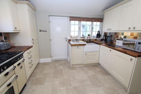 10 Birch Coppice, Brierley Hill, DY5 1AP