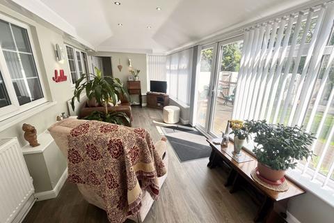 10 Birch Coppice, Brierley Hill, DY5 1AP