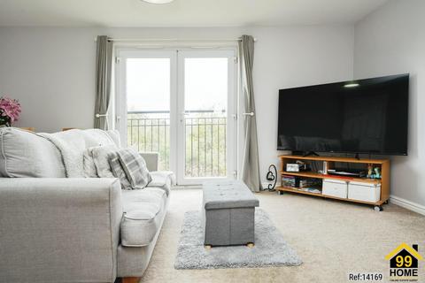 2 bedroom flat for sale, 43 Persimmon Gardens, Gloucestershire, GL51