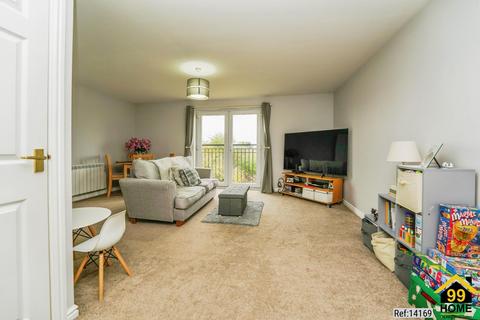 2 bedroom flat for sale, 43 Persimmon Gardens, Gloucestershire, GL51