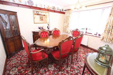 70 Birch Coppice, Brierley Hill, DY5 1AR