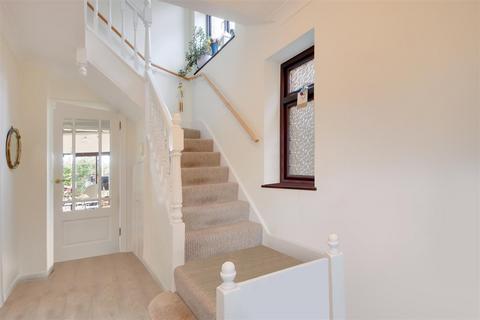 3 bedroom detached house for sale, Newberries Avenue, Radlett WD7