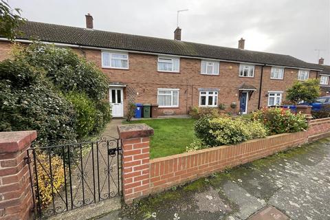 3 bedroom terraced house for sale, Courtney Road, Chadwell St.Mary