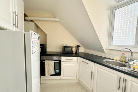 1 bedroom flat to rent, London, BR4