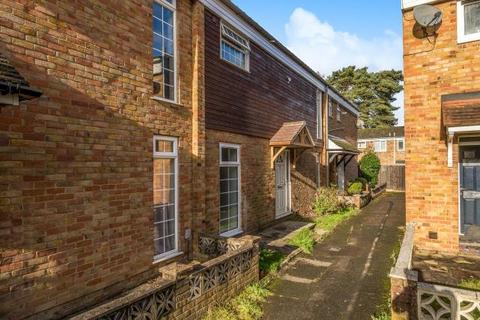 3 bedroom terraced house to rent, Birch Hill,  Berkshire,  RG12