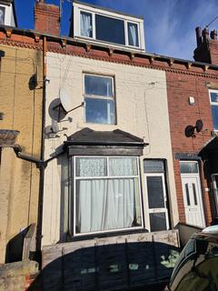 4 bedroom terraced house to rent, Highfield Road, Leeds