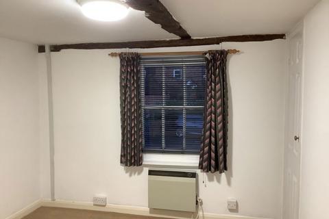 2 bedroom cottage to rent, Bridge Street Wye Kent