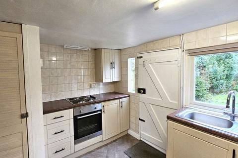 2 bedroom cottage to rent, Bridge Street Wye Kent