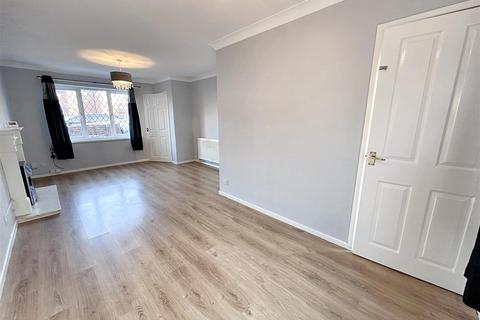 3 bedroom townhouse for sale, Gateways, Wakefield WF1