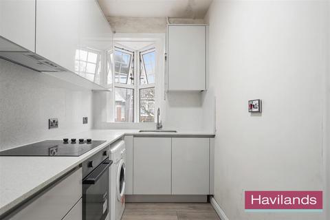 2 bedroom flat for sale, Osborne Road, London