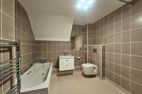 1 bedroom apartment for sale, Wardington Court, Welford Road, Kingsthorpe, Northampton, NN2 8FR