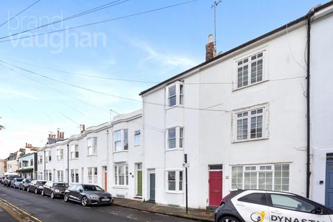 3 bedroom terraced house for sale, North Gardens, Brighton, East Sussex, BN1