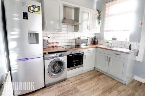 3 bedroom terraced house for sale, Snydale Road, Cudworth