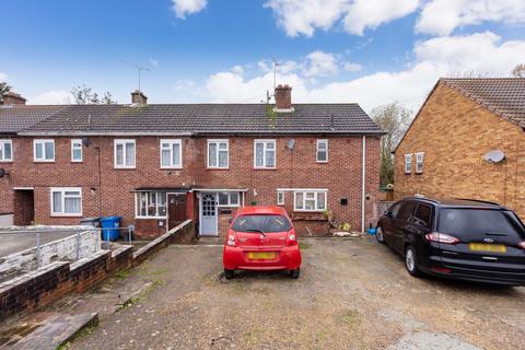 4 bedroom semi-detached house for sale, Badger Close, Maidenhead SL6