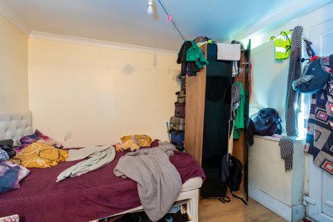 72 Badger Close, Maidenhead, SL6 2TE