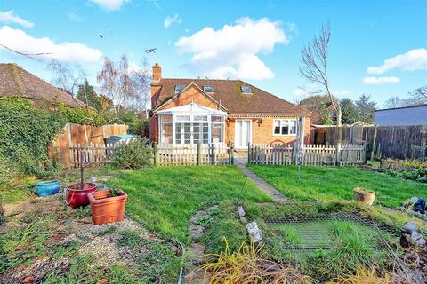 3 bedroom detached bungalow for sale, Mapleleaf Close, Stanstead Abbotts SG12