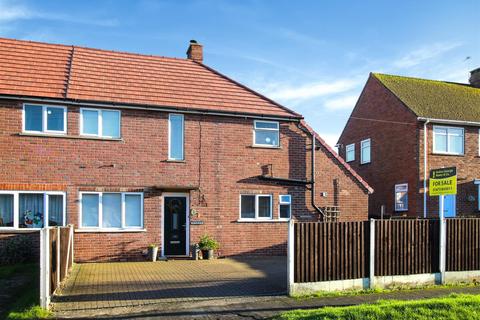 3 bedroom semi-detached house for sale, Churchill Avenue, Market Rasen LN8