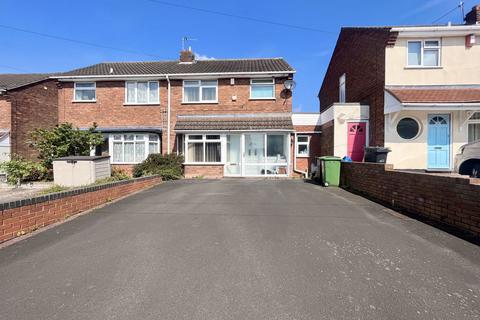 3 bedroom semi-detached house for sale, Lawnsdown Road, Brierley Hill DY5