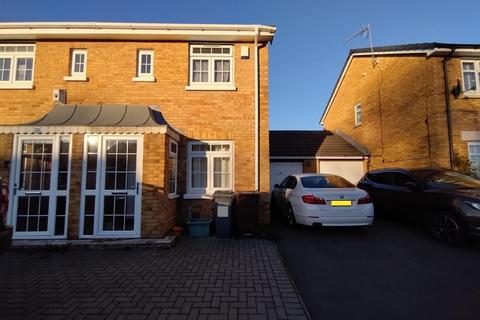 2 bedroom semi-detached house to rent, Westgrove Avenue, Monkspath, B90 4XN