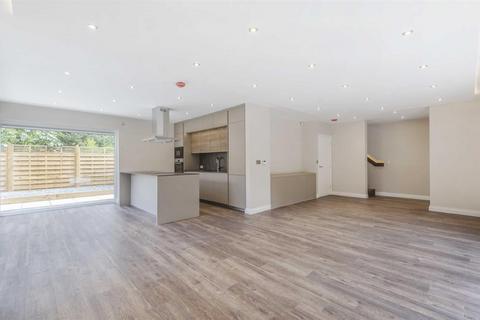 4 bedroom house for sale, Barnet Road, Barnet