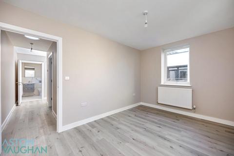 2 bedroom apartment to rent, 24 York Villas, Brighton BN1