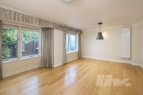 3 bedroom house to rent, Fairhazel Gardens, London NW6