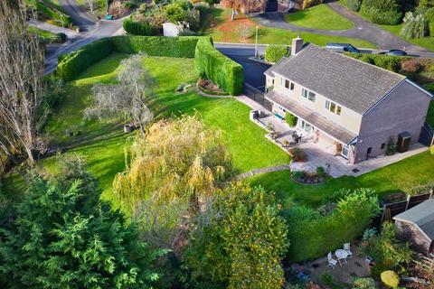 4 bedroom detached house for sale, 8 The Vineyard, Monmouth, NP25