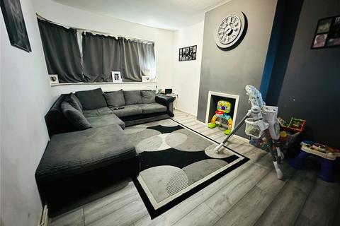 2 Morena Street, London, SE6 4JA