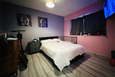 2 Morena Street, London, SE6 4JA