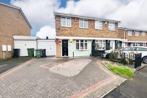 2 bedroom semi-detached house for sale, Roach Close, Brierley Hill DY5