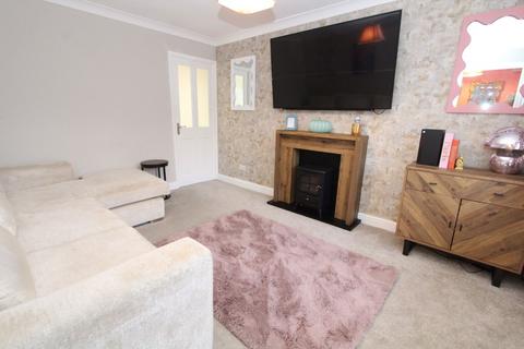 22 Roach Close, Brierley Hill, DY5 1LR