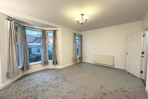 2 bedroom flat to rent, Coity Road, Bridgend, CF31 1LT